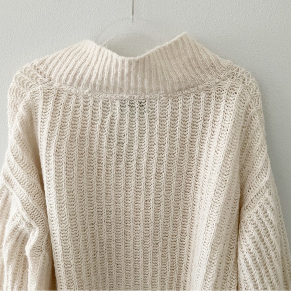 Anthropologie Pilcro Joyce Sweater 1X Chunky Wool Blend V Neck Minimalist Ivory - Picture 9 of 13